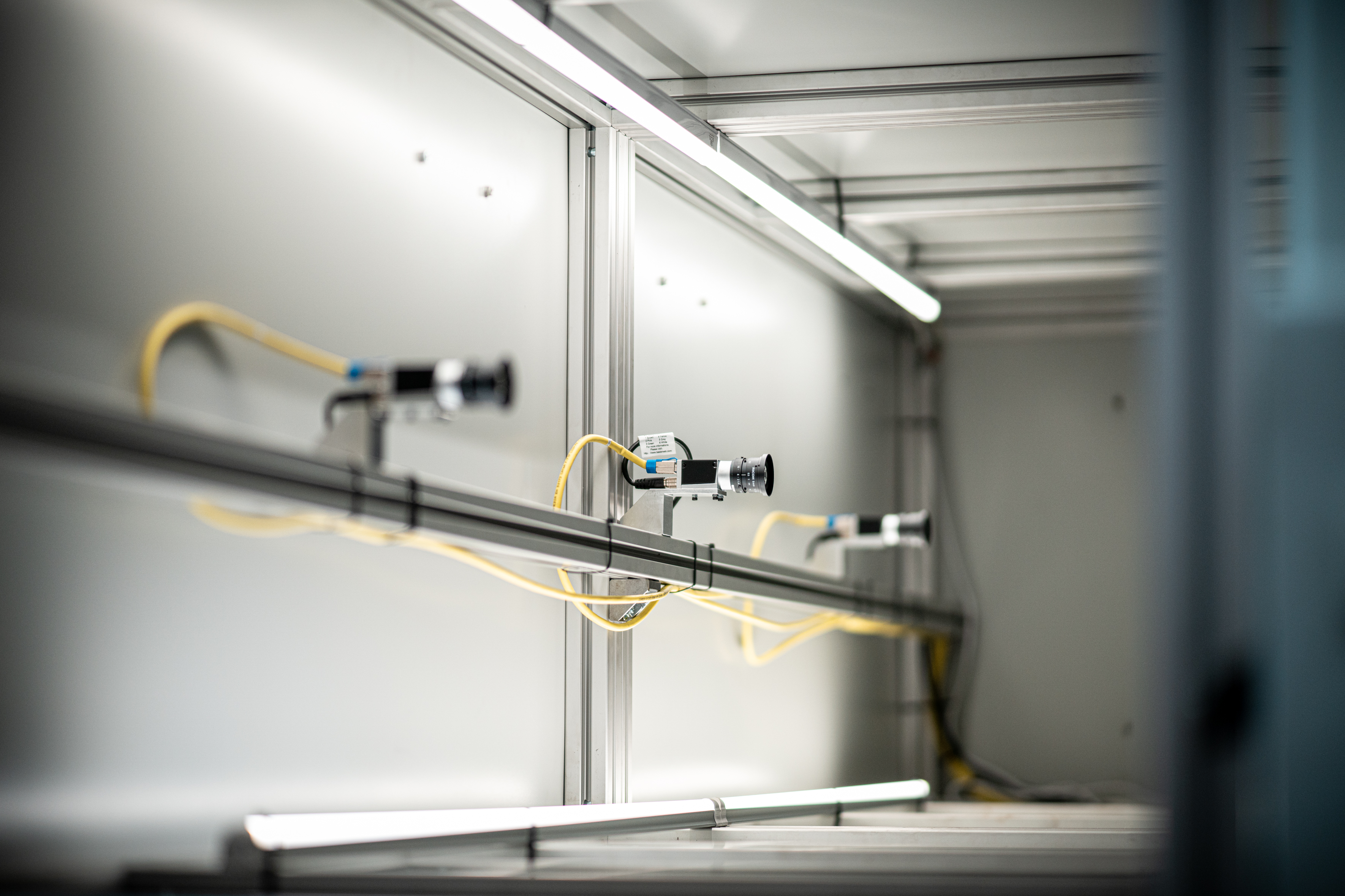 Viu More camera system for inline quality control of technical textiles